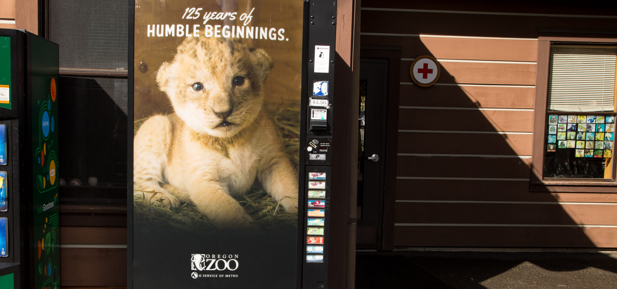 slider_zoo_vendingmachine1